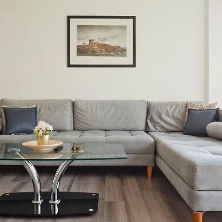 Big Apartment Next To Gordon Beach Plus Free Parking Tel-Aviv Extérieur photo