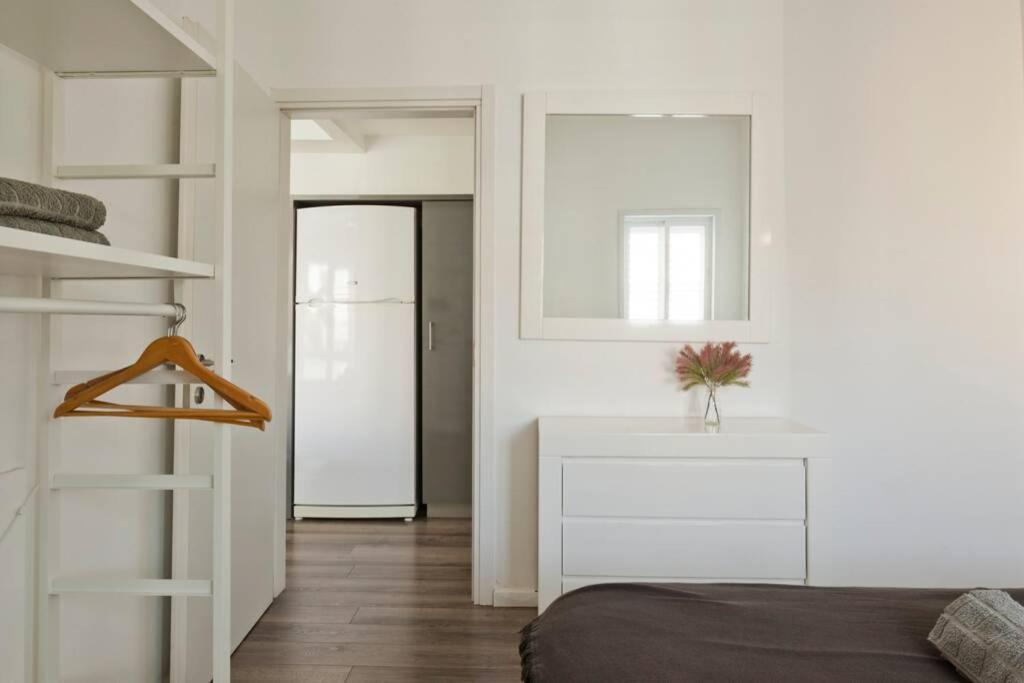 Big Apartment Next To Gordon Beach Plus Free Parking Tel-Aviv Extérieur photo
